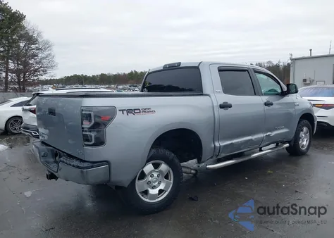 2010 Toyota Tundra Grade 5.7L V8 из США, поврежденный, VIN 5TFDY5F19AX151631